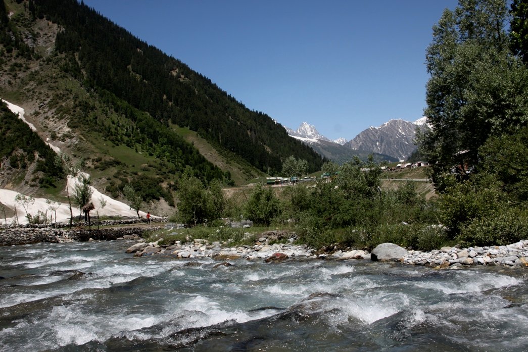 Kashmir with Vaishno Devi Darshan